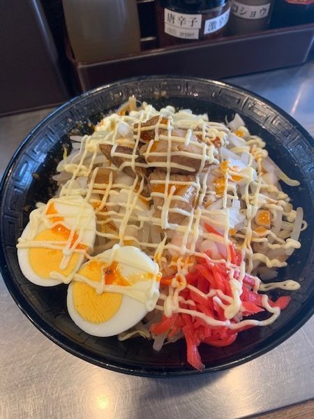 「まぜそば 600円　※ランチ限定サービス」@波風タテヲの写真