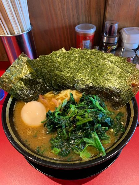 「ラーメン、海苔、ほうれん草、味玉トッピング280g、固め、濃いめ」@家系ラーメン 稲葉家の写真