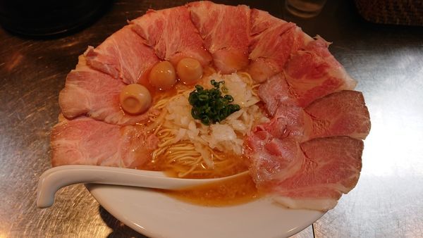 「ハワイアンガーリックシュリンプさんじ玉SP(背脂豚カレー)」@さんじの写真