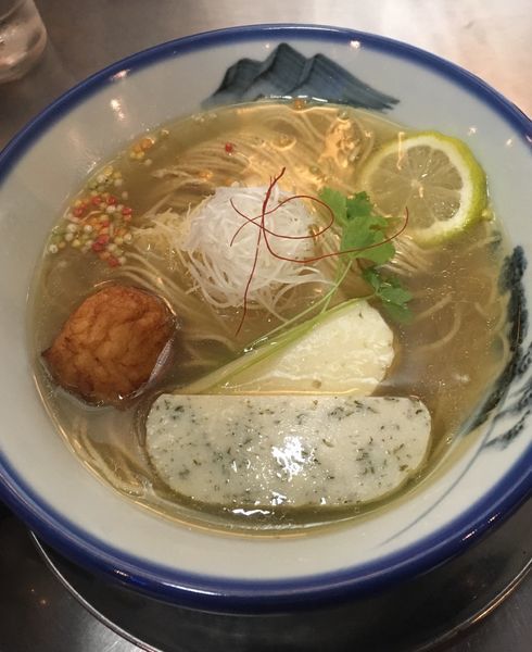 「真鯛のあら炊きらーめん（1280円）」@ZUND-BARの写真