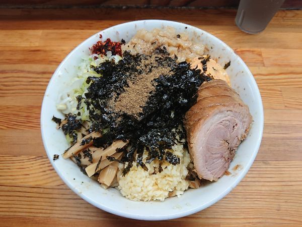 「たれそば中盛 950円(全まし)」@ハイマウントの写真