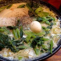 らーめん+ほうれん草