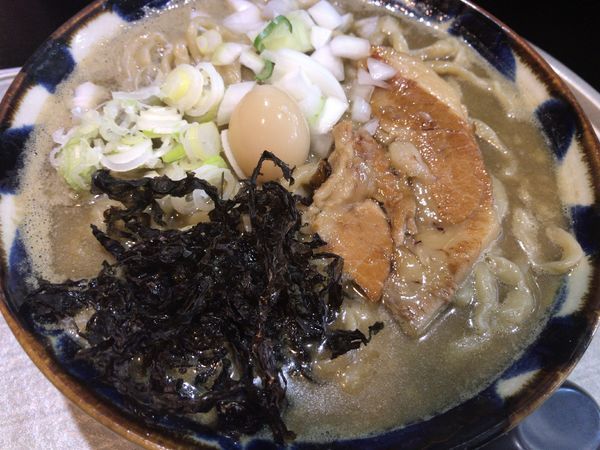 「限定：濃厚背脂煮干し850円」@らー神 心温の写真