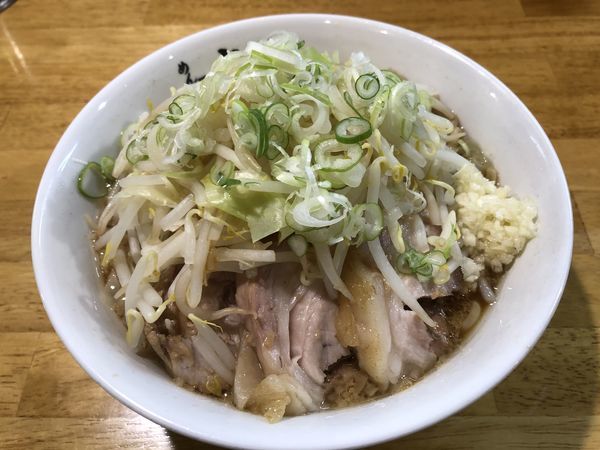 「小ラーメン豚入り 追加ニンニク」@めん屋 大仙の写真