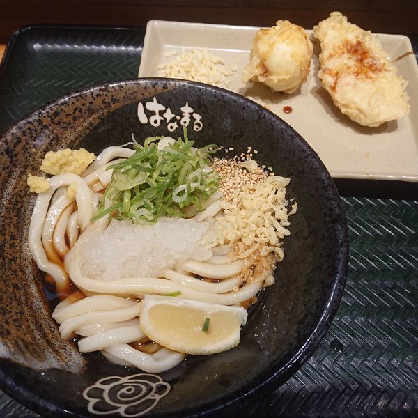 「ぶっかけうどん小313円、とり天140円、半熟たまご天118」@はなまるうどん 大船駅前店の写真