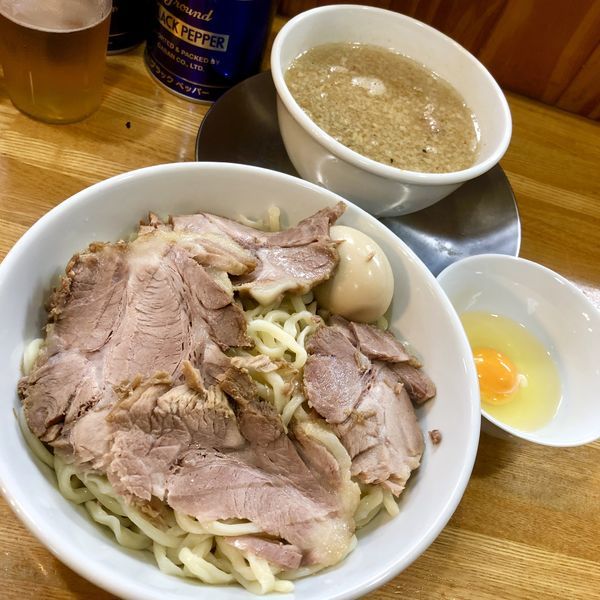 「肉つけそば 大 ￥1250＋生玉子 ￥50」@中華そば136の写真