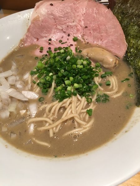 「牡蠣煮干しラーメン+替え玉」@麺屋 まほろ芭の写真