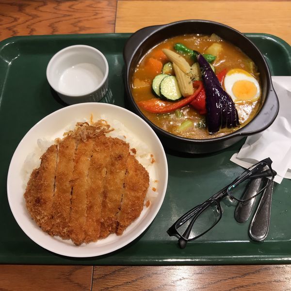 「C＆C特製 たっぷり夏野菜のスープカリー(辛口)＋チキンカツ」@カレーショップ C&C 府中ぷらりと店の写真