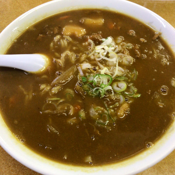 「カレーラーメン　650円　半ライス」@やまや食堂の写真