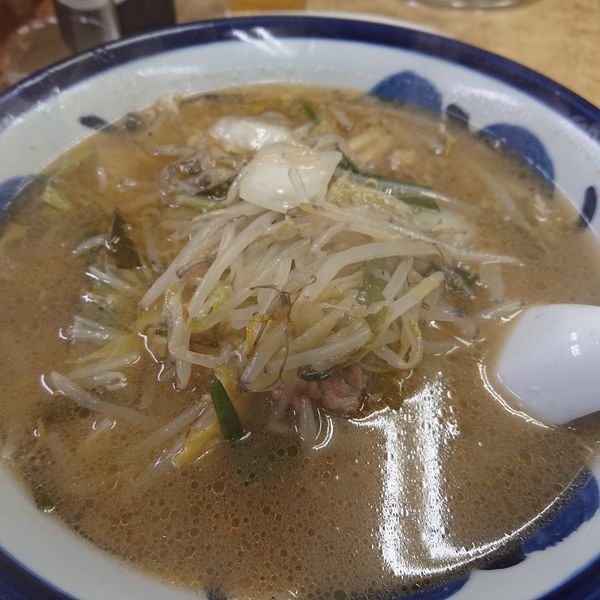 「タンメン790円半餃子260円ライス小130円ビール590円」@三幸苑 金沢店の写真