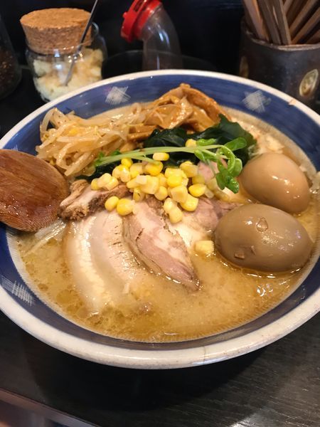 「味噌チャーシュー やたらトッピング」@味噌一 大原店の写真