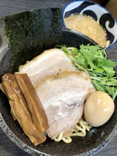 「【夜営業限定】濃厚煮干しつけ麺 中盛 ￥950」@ラーメンつけ麺 奔放の写真