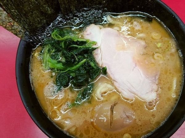 「ラーメン＋味玉＋のり」@ラーメン杉田家の写真