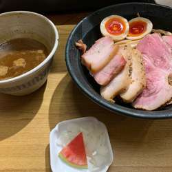 チャーシューつけ麺&ラム香るたまご