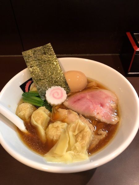 「中華そば　830円＋ワンタン」@おおぜき中華そば店の写真