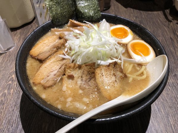 「特製ラーメン大盛」@ななほしの写真