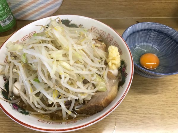 「ラーメン+生卵+うずら700+50+100円」@ラーメン二郎 栃木街道店の写真