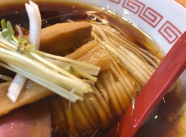 「中華そば」@自家製麺 くろ松の写真