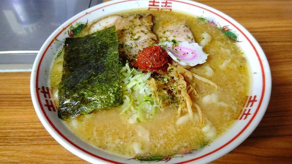 「辛味噌ラーメン小太縮れ麺」@中華そば 太平楽 六丁の目店の写真