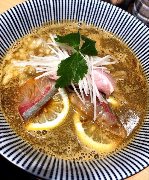 「【20食限定】鹿児島産カンパチそば」@寿製麺 よしかわ 西台駅前店の写真