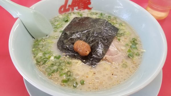 「朝ラーメン　味薄目」@山岡家 松本店の写真
