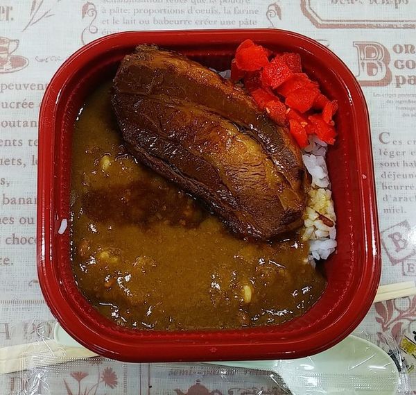 「山形豚角煮カレー650円」@肉の中村の写真