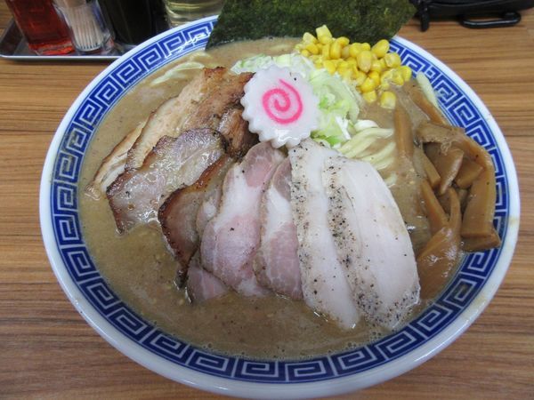 「みそチャーシューメン（１２３０円）＋大盛１００円」@大勝軒ROSSO－ロッソ－の写真