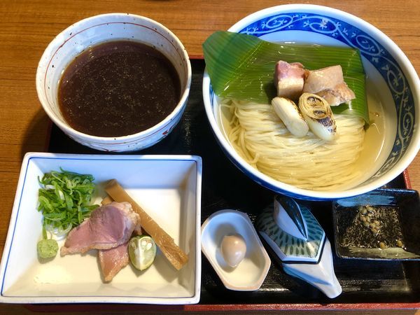 「昆布水に浸かった鴨つけそば (極) ￥1100」@寿製麺よしかわ 川越店の写真