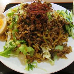 汁なし担々麺（780円）