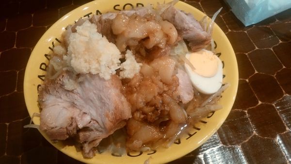 「豚そば750円＋その他」@茨城豚そば 特龍 本店の写真