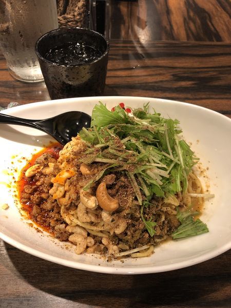 「汁なし辛さ3シビレ4」@シビれ担担麺 マーラーキング 本店の写真
