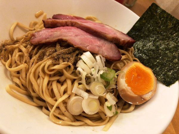 「【限定】冷製まぜそば」@煮干専門 中華そば 平八の写真