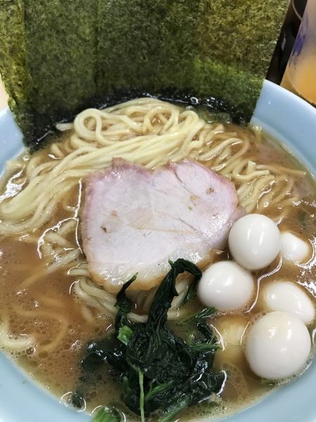 「醤油ラーメン 中盛 ウズラ」@壱六家 大船店の写真