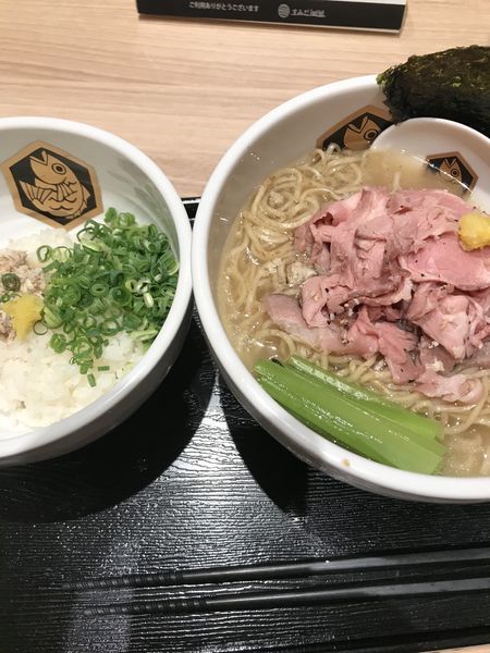 「縞鰺ラーメン大盛 雑炊セット」@真鯛らーめん 麺魚 錦糸町PARCO店の写真