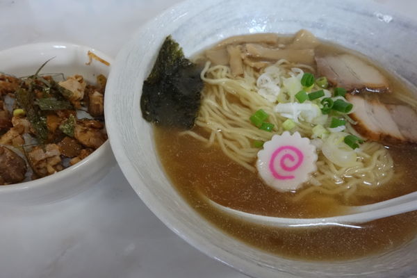 「正油ラーメン580円 +チャーシュー丼100円」@ラーメン爺の写真