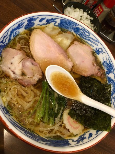 「ワンタン麺 ￥850」@白河手打中華 賀乃屋の写真