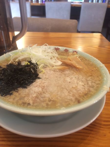「燕系ラーメン【鬼脂】」@濱之家 入谷店の写真