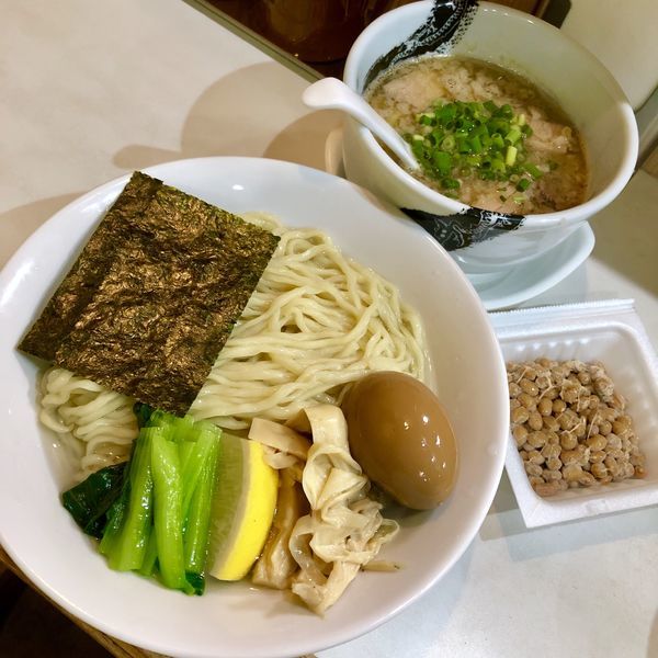 「【限定C】淡麗醤油つけ麺 (背脂Ver,)￥850+納豆」@麺屋 扇 SENの写真