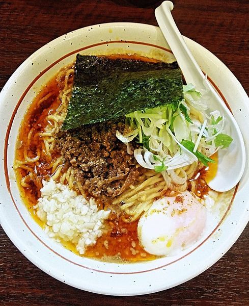 「汁なし胡麻らーめん 900円＋国産にんにく 100円」@拉麺 阿修羅 船橋本店の写真