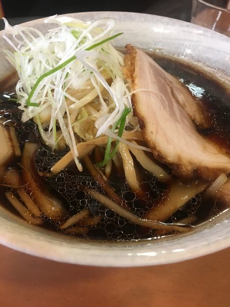 「極み醤油ラーメン」@突撃ラーメンの写真