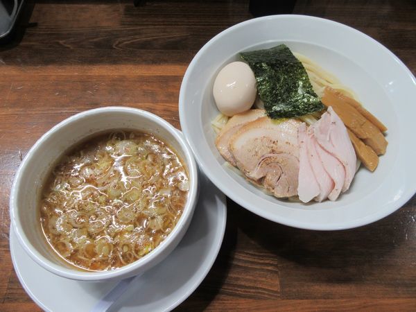 「限定　醤油つけめん（８５０円）＋特製２５０円」@三代目 むじゃきの写真