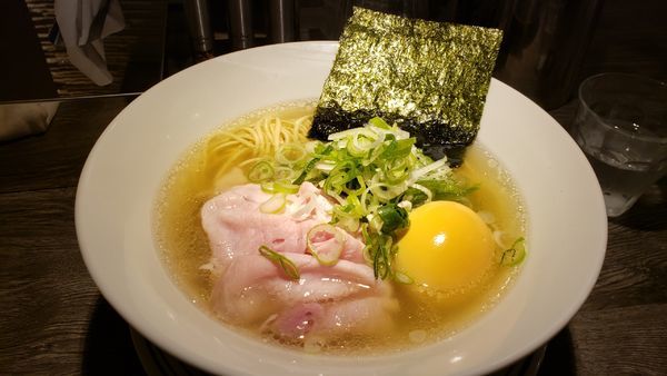 「あごだし塩そば910円　薫製玉子60円　☆☆」@中華そば 鍾馗 長野店の写真