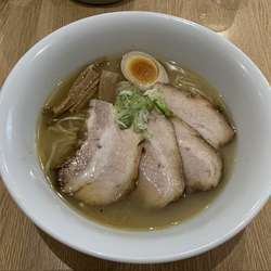 塩チャーシュー麺750＋チャーシュー250