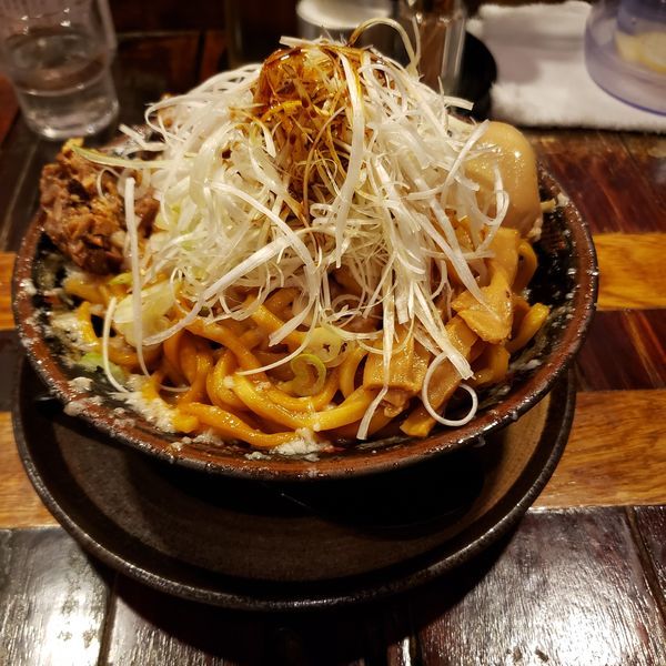 「爆盛油脂麺＋ネギ」@らーめん 平太周 味庵の写真