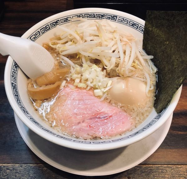 「背脂醤油（細・固め・濃いめ￥750）」@稲荷屋の写真