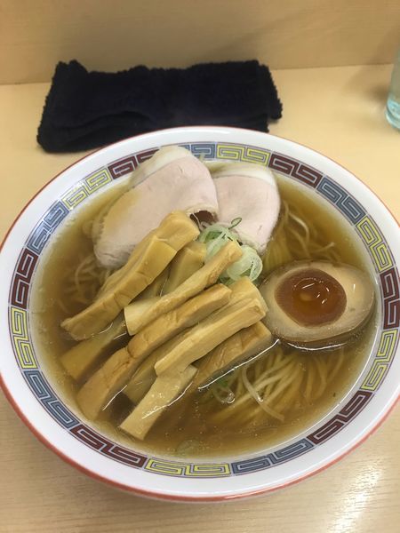 「煮干しらーめん薄口醤油+メンマ 780円+100円」@煮干鰮らーめん 圓の写真