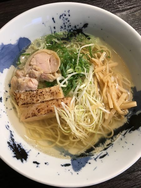 「鶏そば750円」@鶏そば 雫一 大袋店の写真