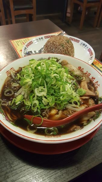 「中華そば（並）＋焼きめし（小）」@新福菜館 秋葉原店の写真