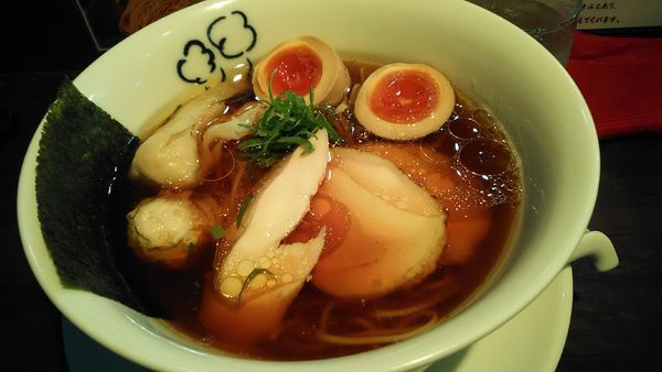 「特製鶏の醤油ラーメン」@鶏喰～TRICK～の写真