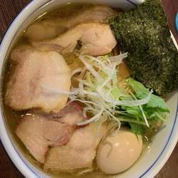 特製白醤油ラーメン大盛